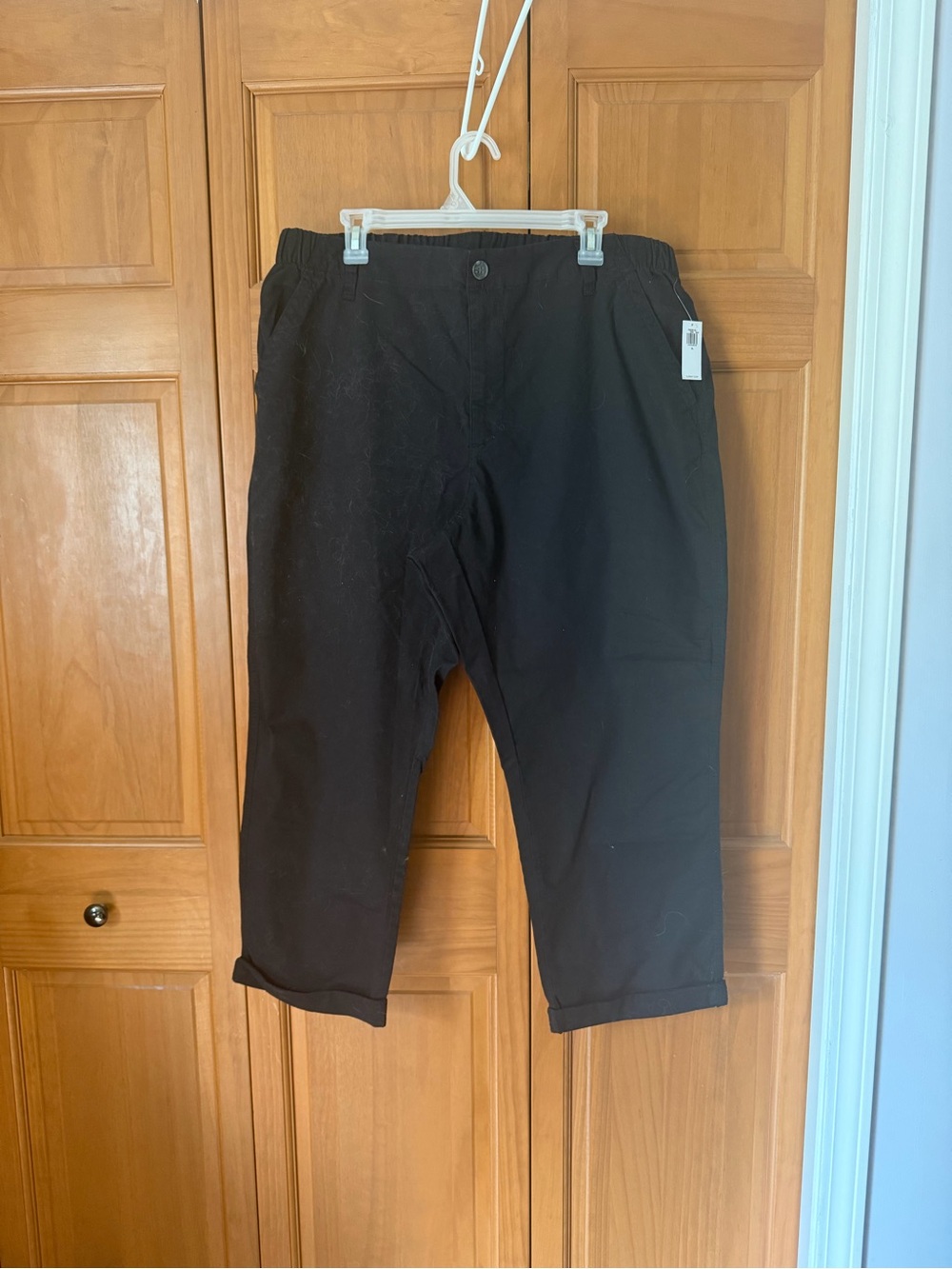 Old Navy Black Cropped Straight-Leg Pants